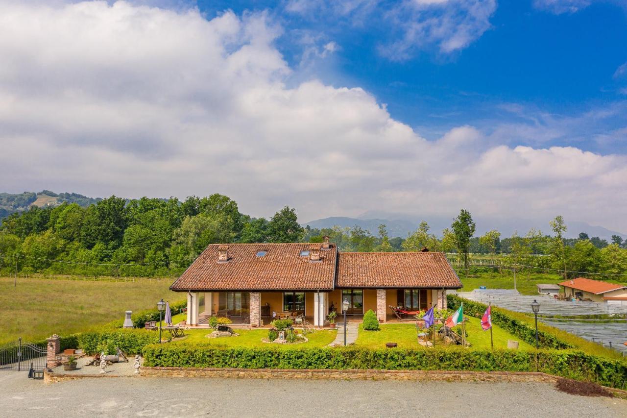 Vila Agriturismo Il Nido Di Bacco Markrabství Markrabství Saluzzo Exteriér fotografie