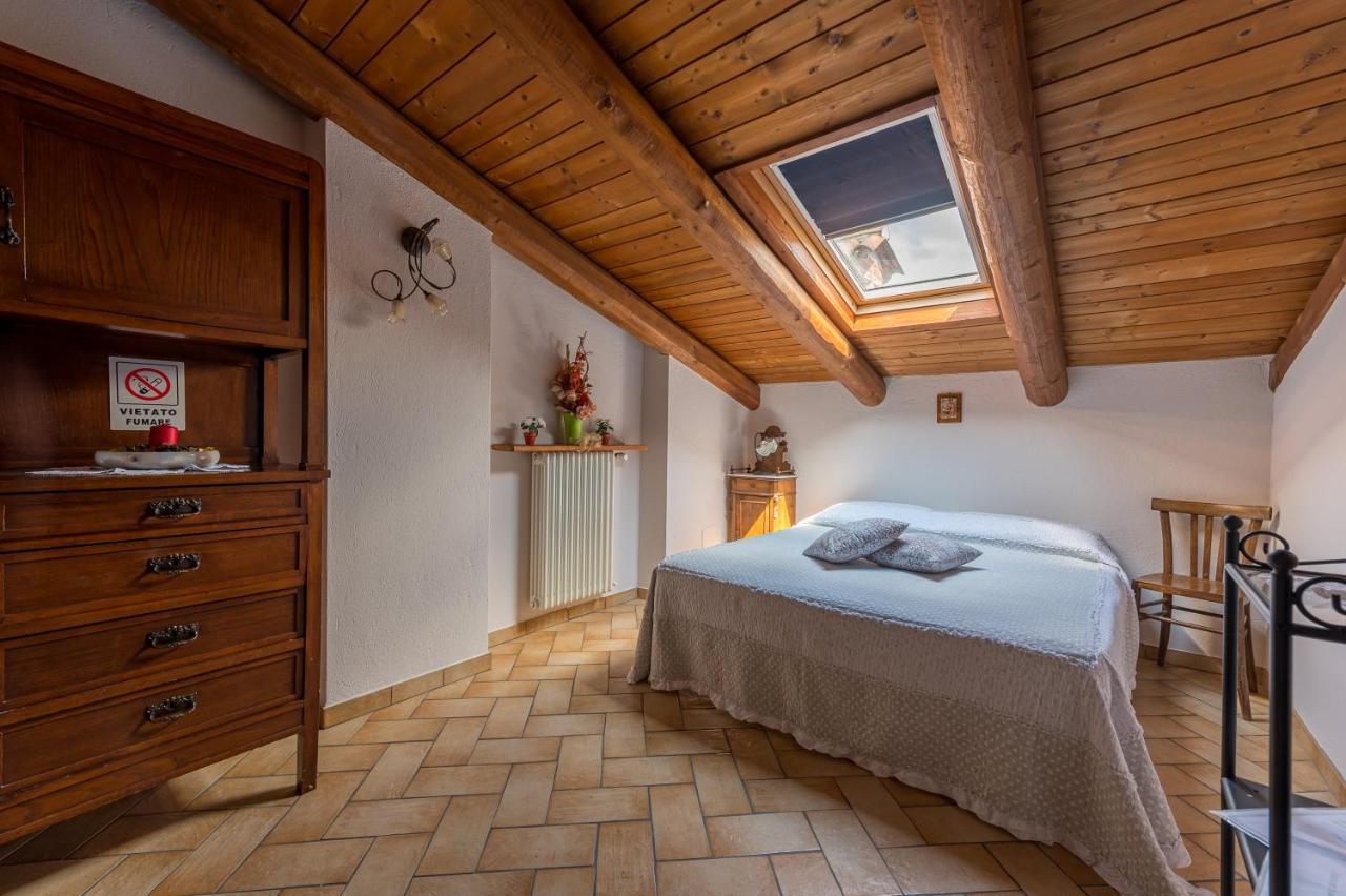 Vila Agriturismo Il Nido Di Bacco Markrabství Markrabství Saluzzo Exteriér fotografie